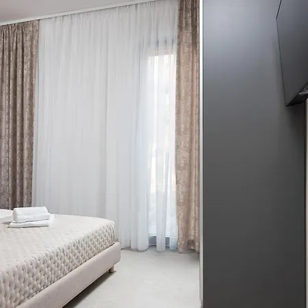 Apartment Infinity View
